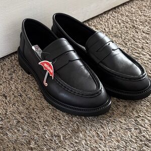 Blondo Black Waterproof Leather Loafers